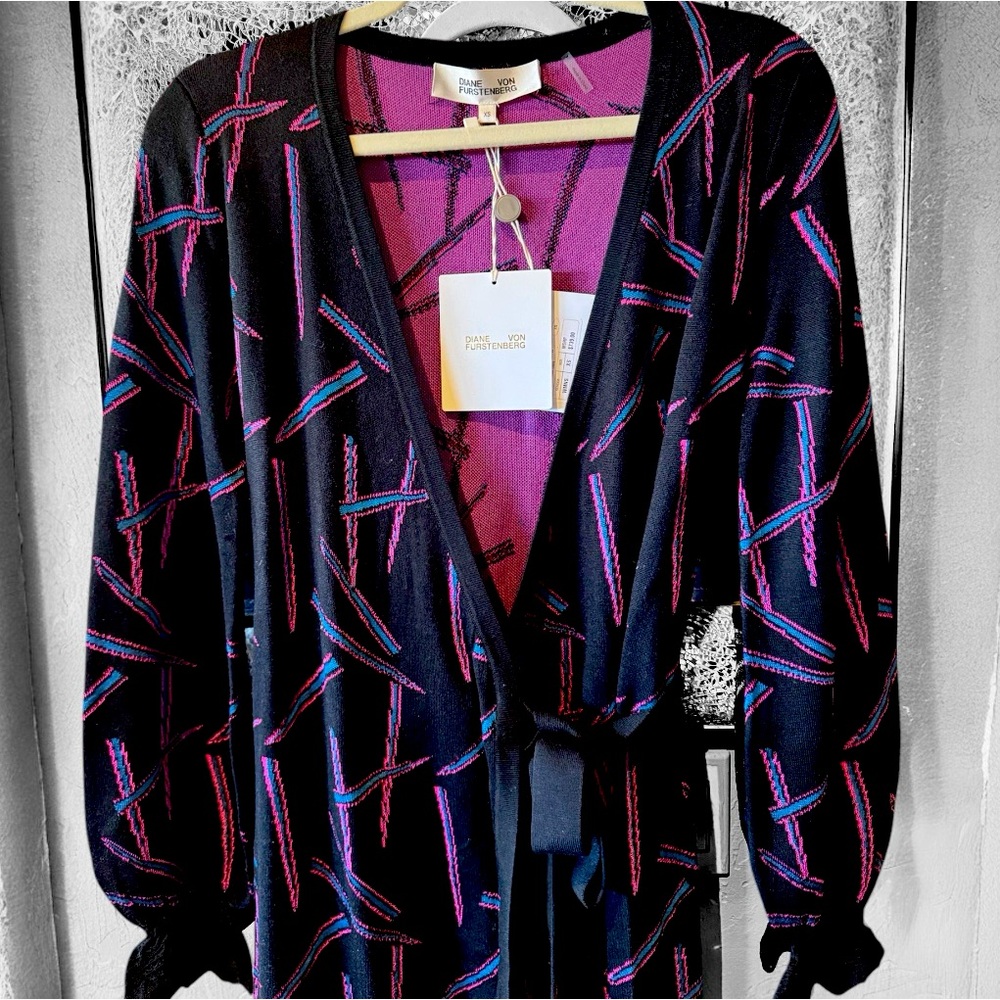 Diane Von Furstenberg Multicolor Confetti NWT Wrap Light Sweater Dress, Soft